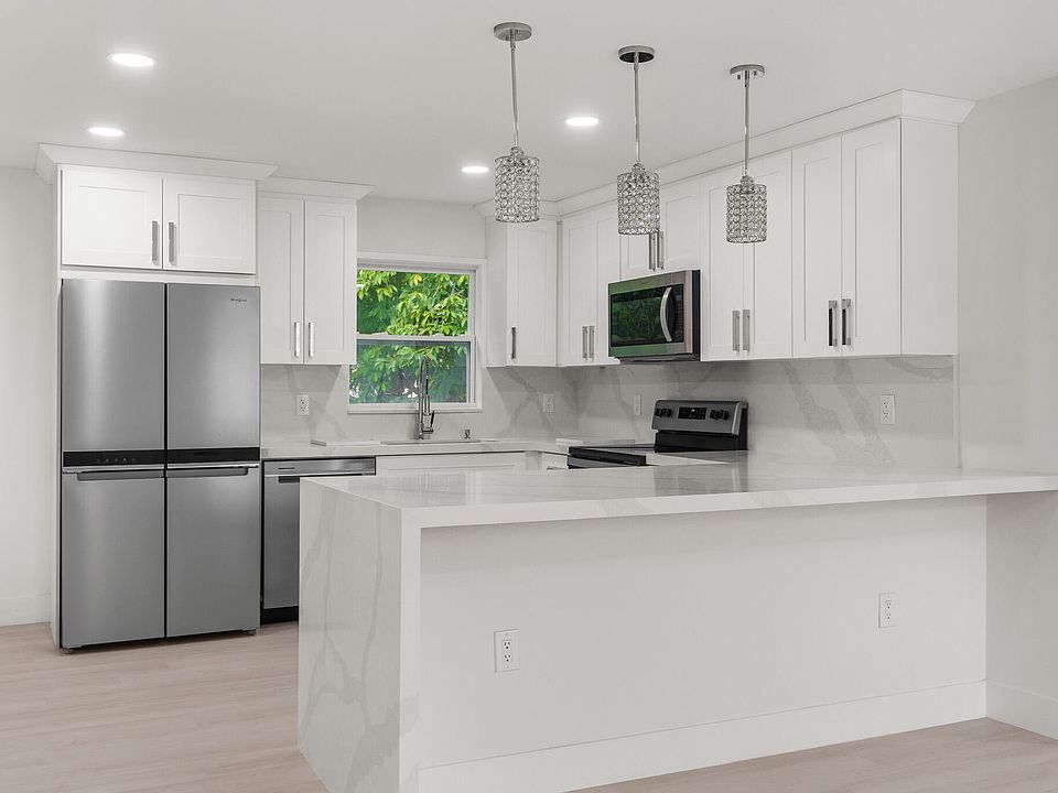 1st image of 1750 N Seacrest Boulevard