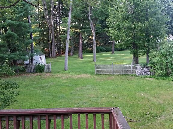 4th image of 4 Weston Dr