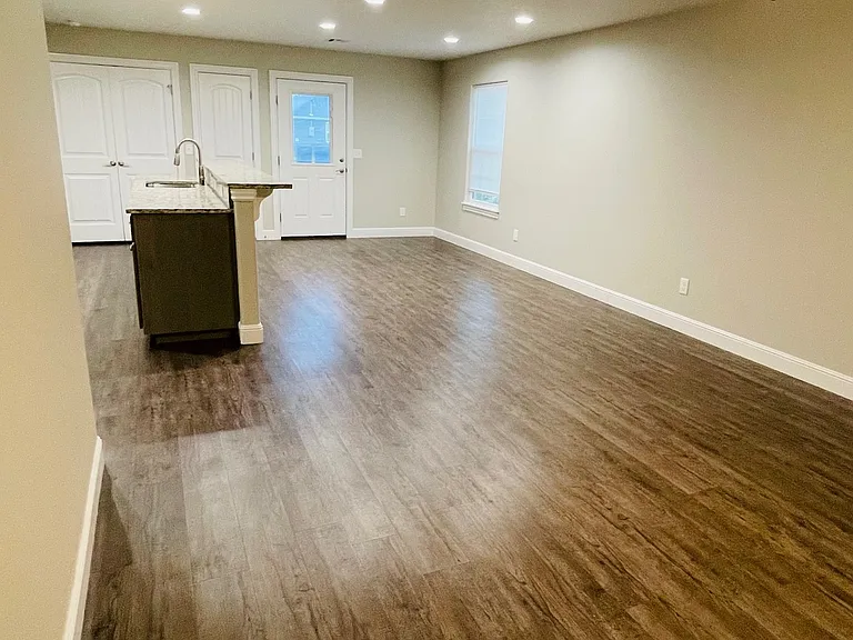 1805 Pennsylvania Ave S — Photo 7