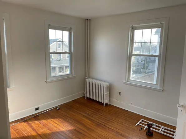 12 5th St #B, New Rochelle, NY 10801