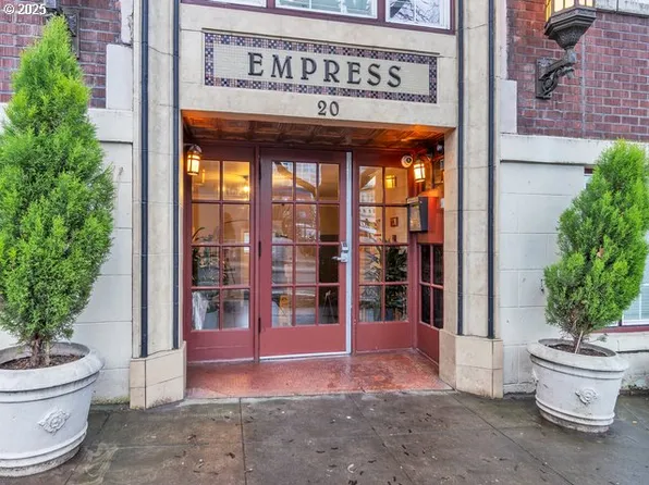 20 NW 16th Ave APT 203, Portland, OR 97209