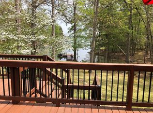 132 Rum Gully Ln, Chapin, SC 29036