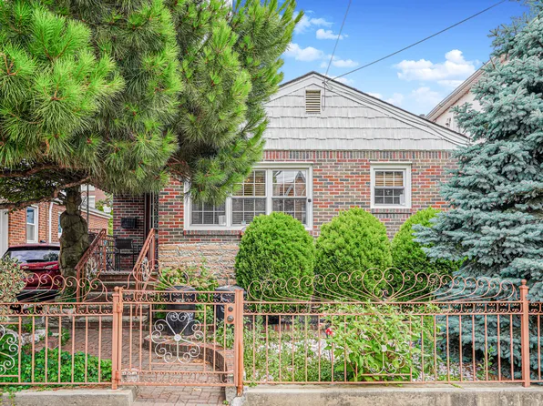 2421 West 1st Street image 3 of 30