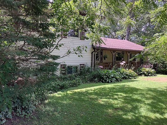2nd image of 3424 Harbison Rd