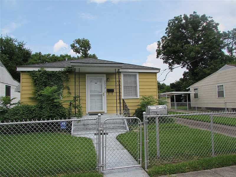 1st image of 1252 Southlawn Blvd