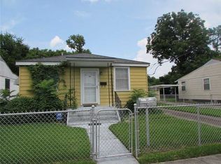 1252 Southlawn Blvd, New Orleans, LA 70114
