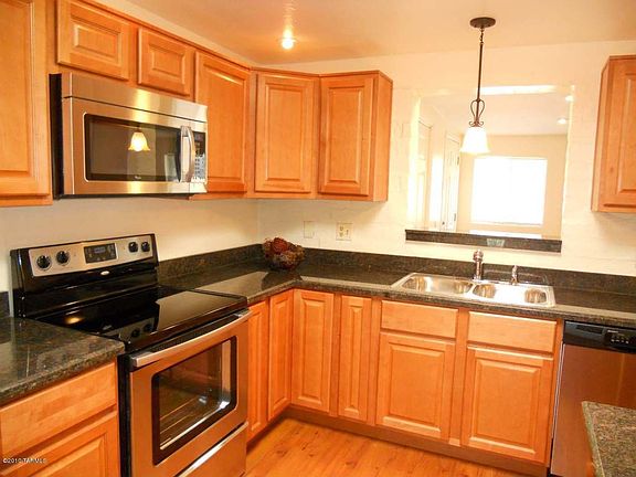 5th image of 648 N Calle Zapata