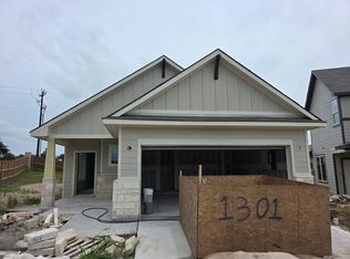 1301 Boehnke Pass, Brenham, TX 77833