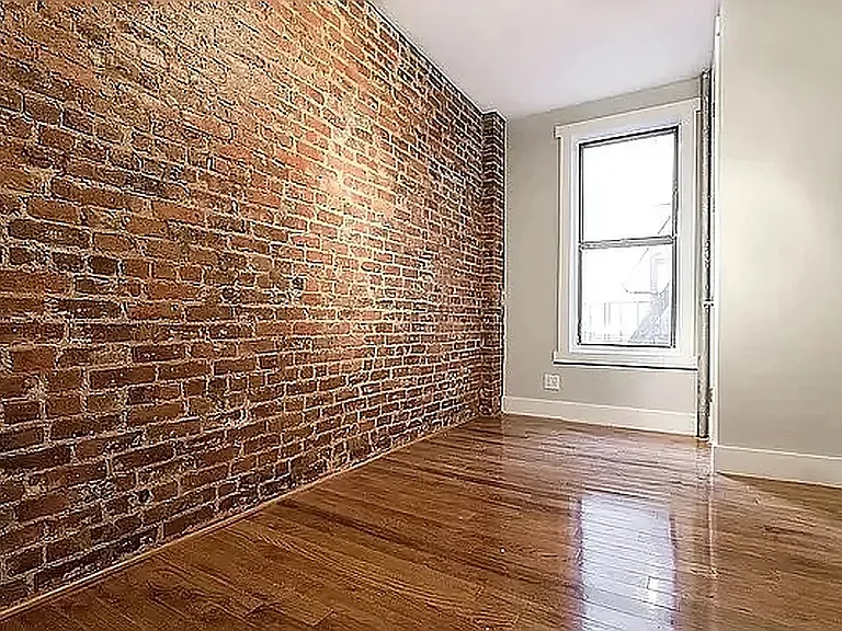 156 Sherman Ave #44 — Photo 1