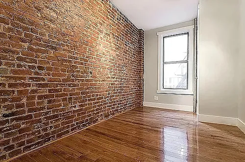 156 Sherman Ave #44 Photo 1