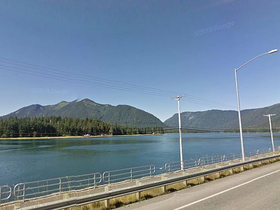 2nd image of 179 Mitkof Hwy