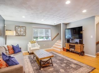 8 Gilmore St APT D, Stoneham, MA 02180