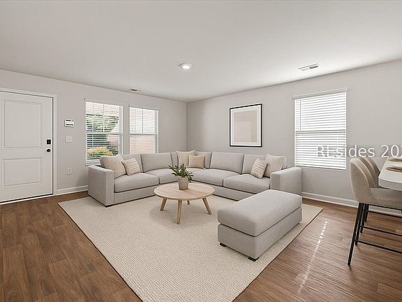 3rd image of 86 Rudy Dr