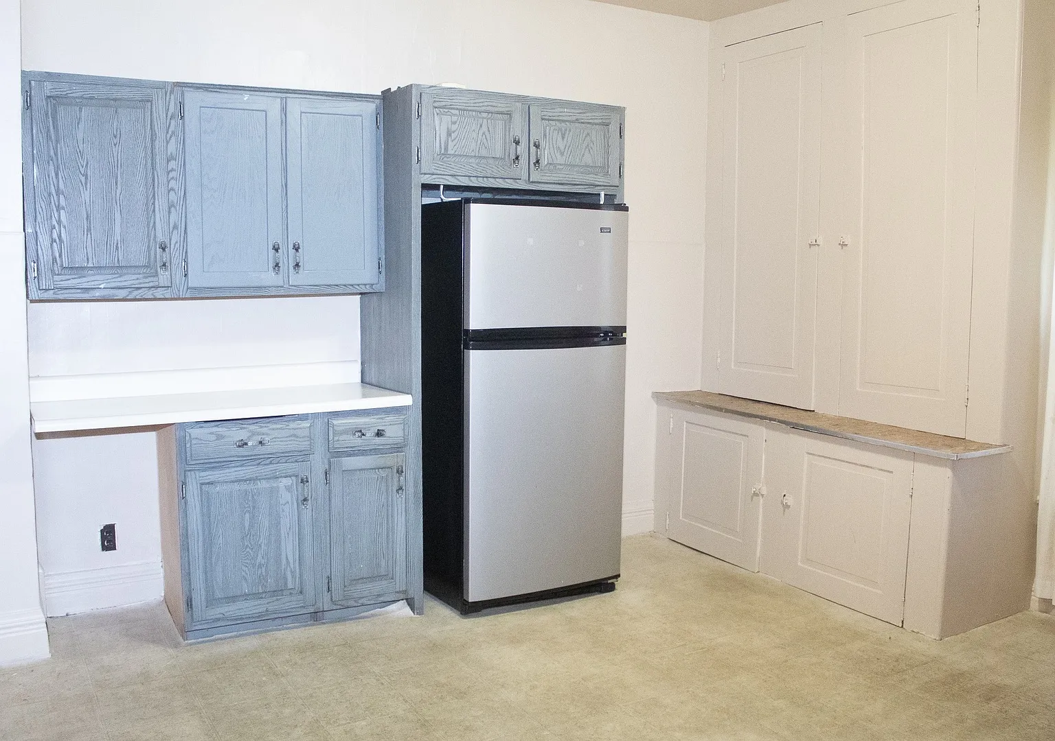 4 Bed, 1 Bath On Campus — Photo 4