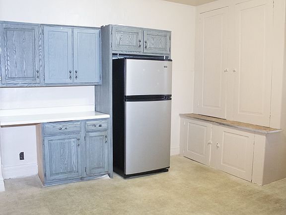 4th image of 404 N Salisbury St