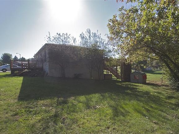4th image of 309 Creekside Dr