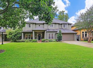 4613 Locust St, Bellaire, TX 77401