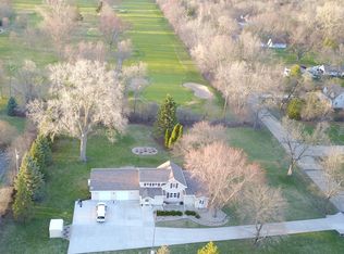 4391 Country Club Rd, Oshkosh, WI 54902