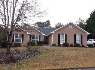 3330 Summit Place Dr, Loganville, GA