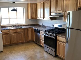 312 Sycamore St SE, Albuquerque, NM 87106