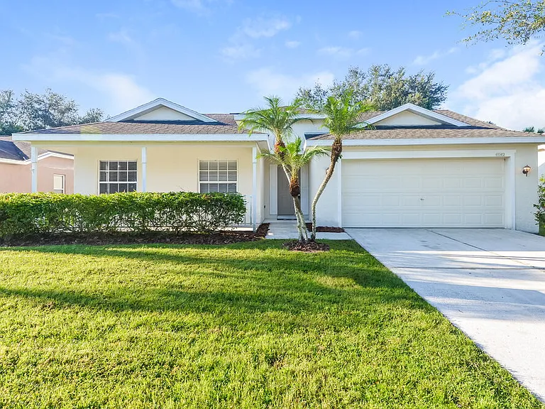 4042 Banbury Cir — Photo 1