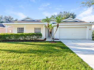 4042 Banbury Cir, Parrish, FL 34219