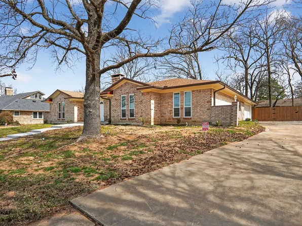 835 38th St SE, Paris, TX 75462