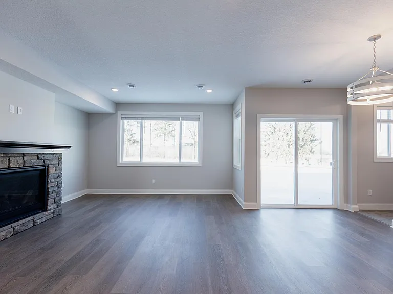 1703 Southpoint Ln — Photo 23