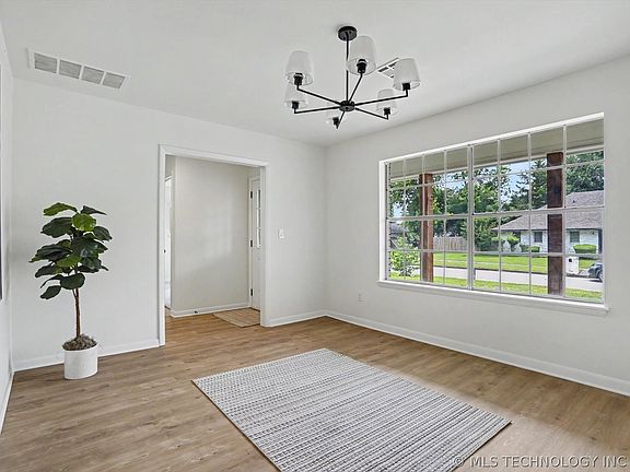 5th image of 2311 S 117th East Ave