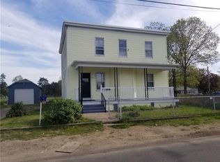 44 Lauder Ave, Pawtucket, RI 02860