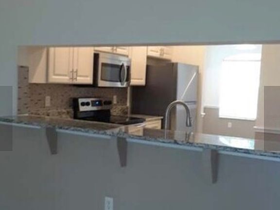 5th image of 12403 Gallant Ct