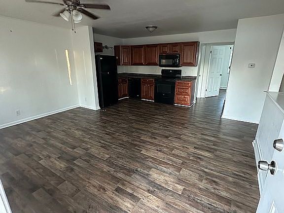 3rd image of 9760 Arv Ellen Dr #5