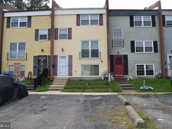 216 Whitherspoon Ln, Newark, DE 19713