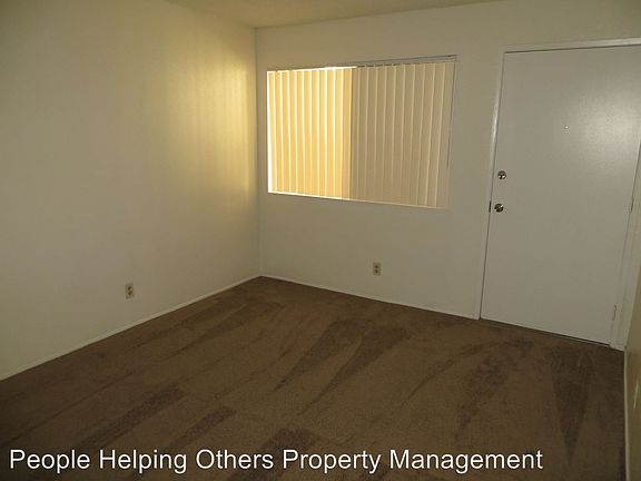 4th image of 5464 Imperial Ave APT B