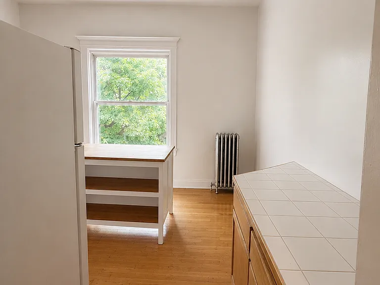 670 W Sheridan Rd #3W — Photo 8