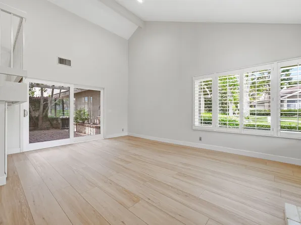 7 Feathergrass, Irvine, CA 92604