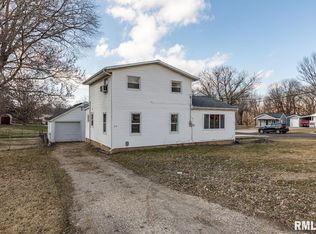 219 Theodore St, Washington, IL 61571