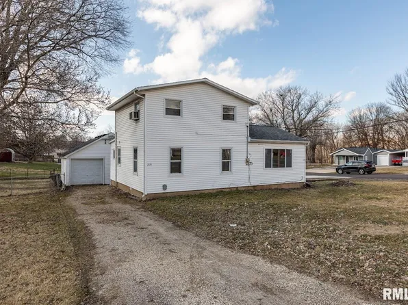 219 Theodore St, Washington, IL 61571