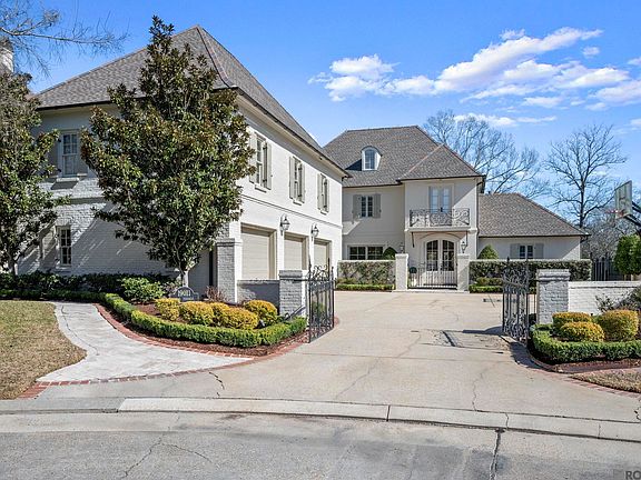 4th image of 19011 E Pinnacle Cir