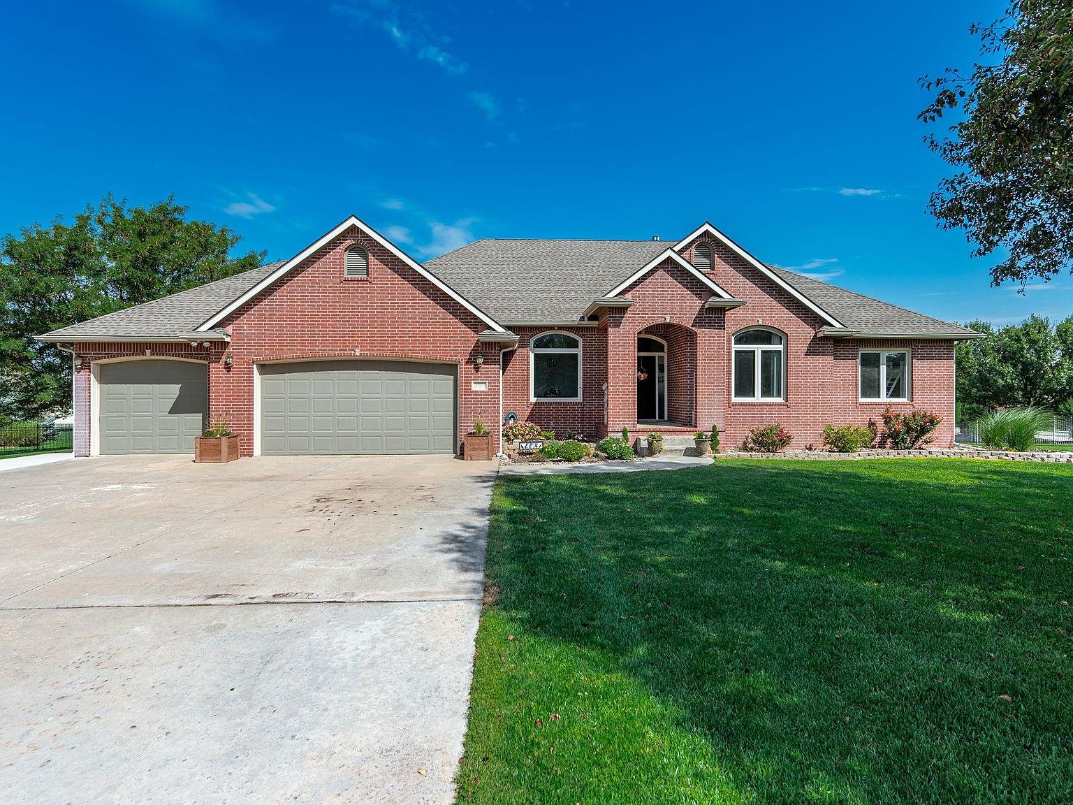 3255 N 124th Ct W, Wichita, KS 67223 | Zillow