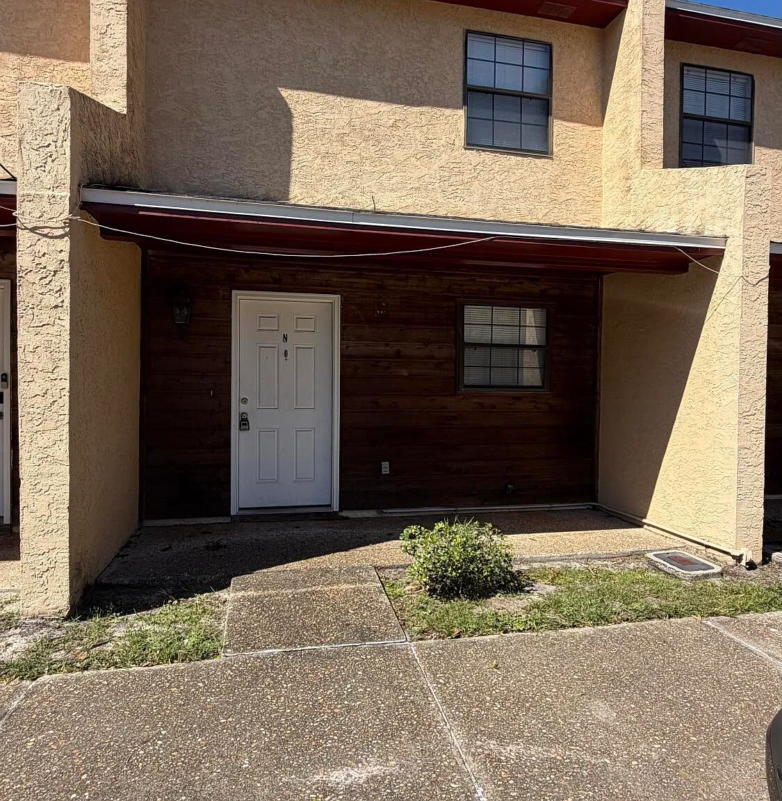 2 bed, 1024 sqft, $1,150 — Photo 1