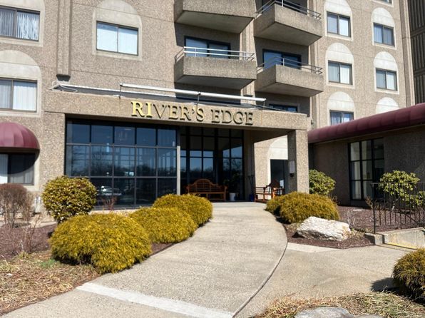 111 Dekoven Dr APT 508, Middletown, CT 06457
