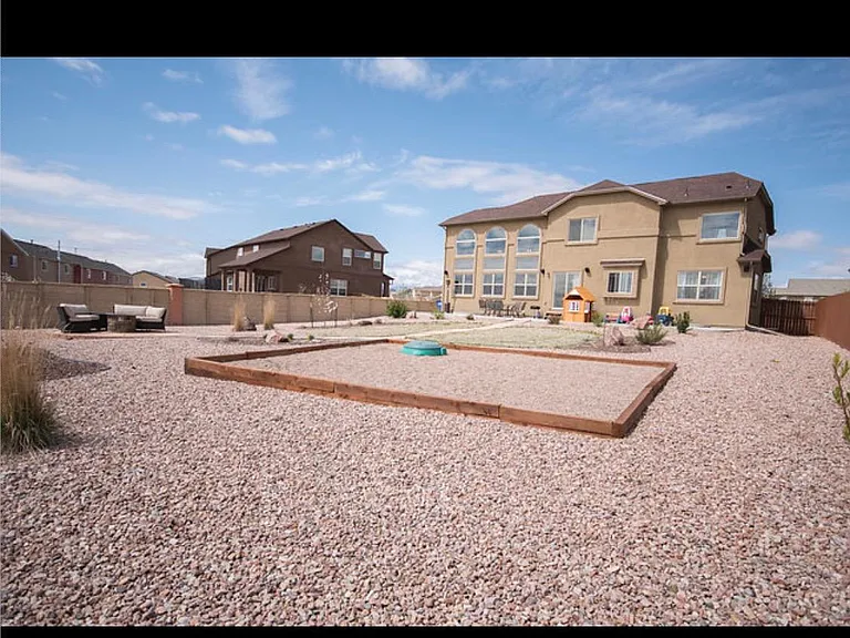 7736 Renegade Hill Dr — Photo 2