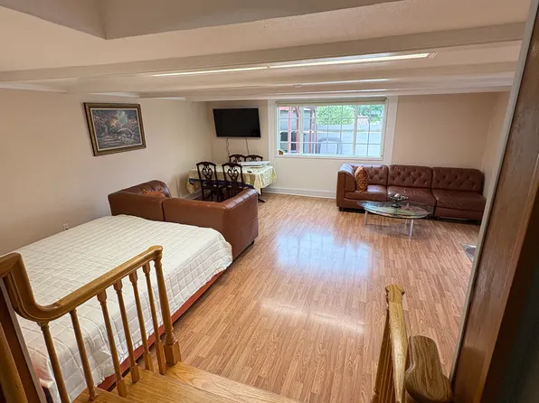 6678 Sale Ave #Adu, West Hills, CA 91307
