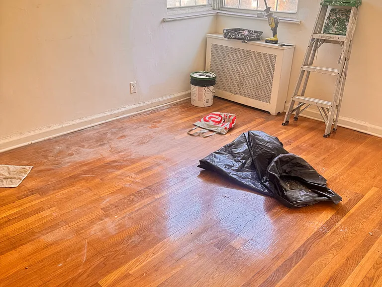 77-32 Vleigh Pl #82F — Photo 11