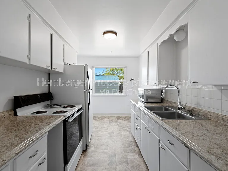 5628 N Assembly St — Photo 3