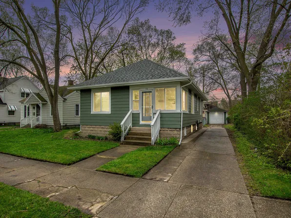 316 W 20th St, Holland, MI 49423