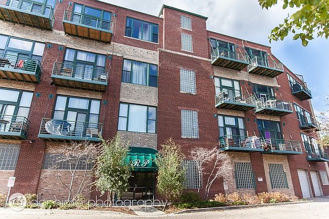 1st image of 2222 W Diversey Ave #Four
