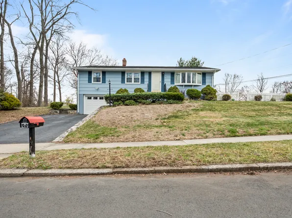 132 Cornflower Drive, Milford, CT 06460