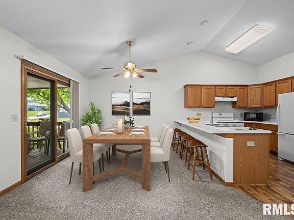 4th image of 2023 Jebens Ave